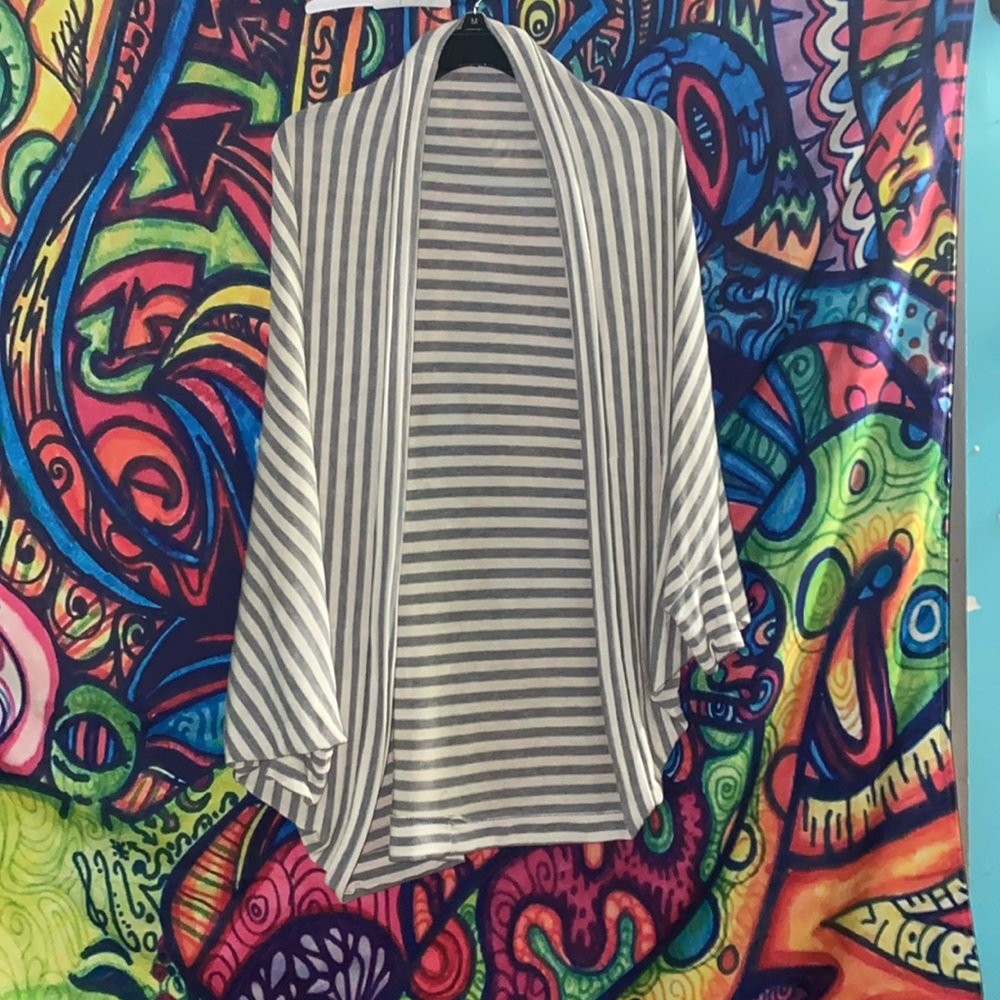 Never worn, not my style, but I figured it may be someone else’s style!